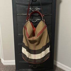 EUC  Burberry Ashby Bucket Bag. Includes dustbag.